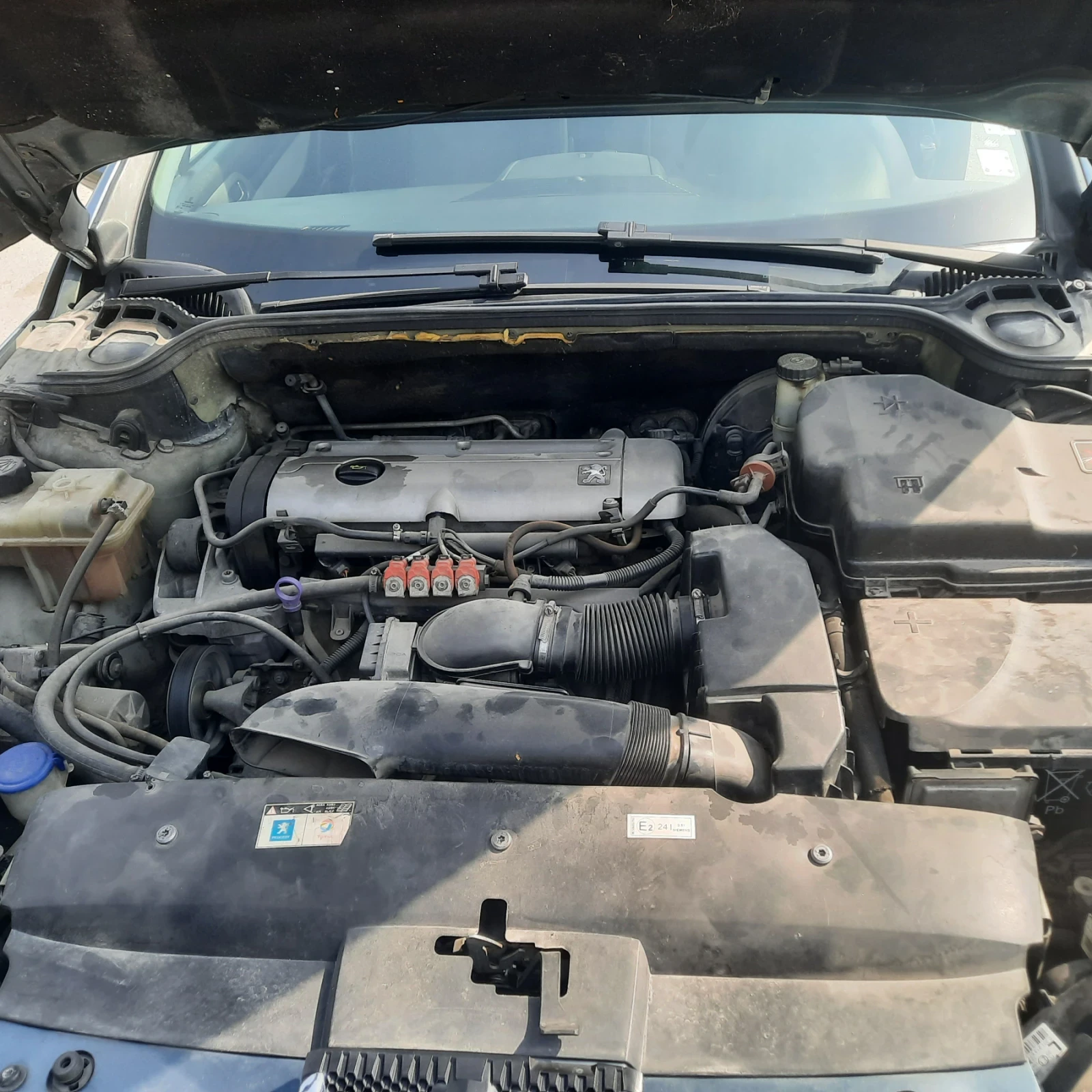 Peugeot 407 2.0i ГАЗ- АВТОМАТ, снимка 14 - Автомобили и джипове - 53873115