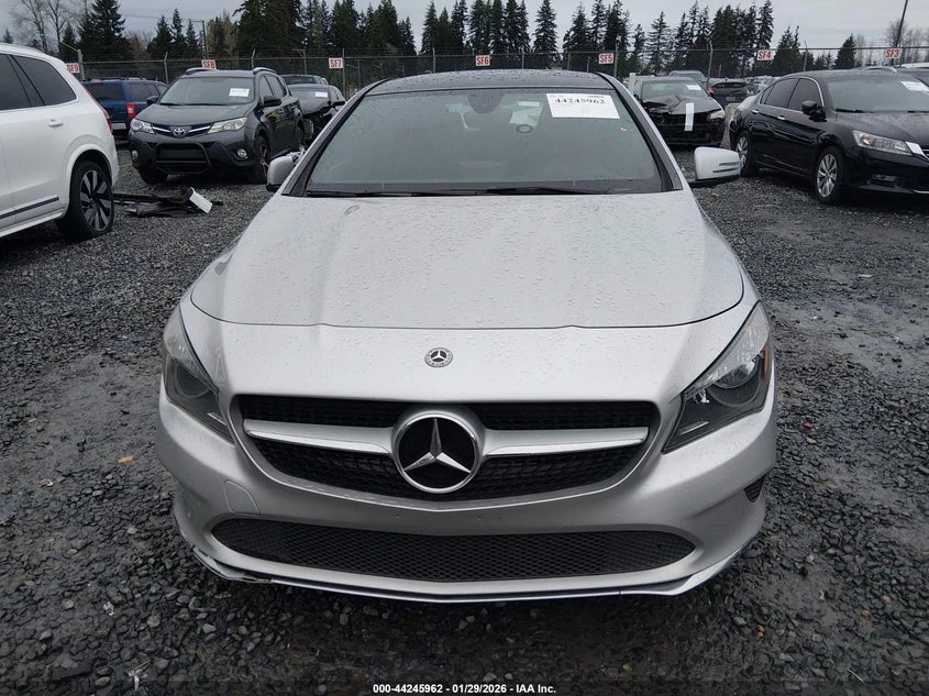 Mercedes-Benz CLA 250 2l, снимка 12 - Автомобили и джипове - 53911111