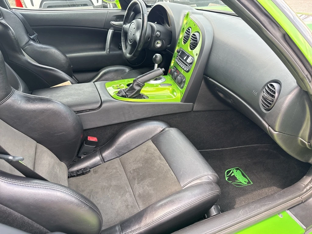 Dodge Viper SRT 10, снимка 15 - Автомобили и джипове - 53941205