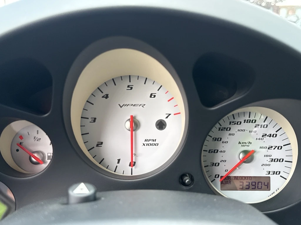 Dodge Viper SRT 10, снимка 11 - Автомобили и джипове - 53941205