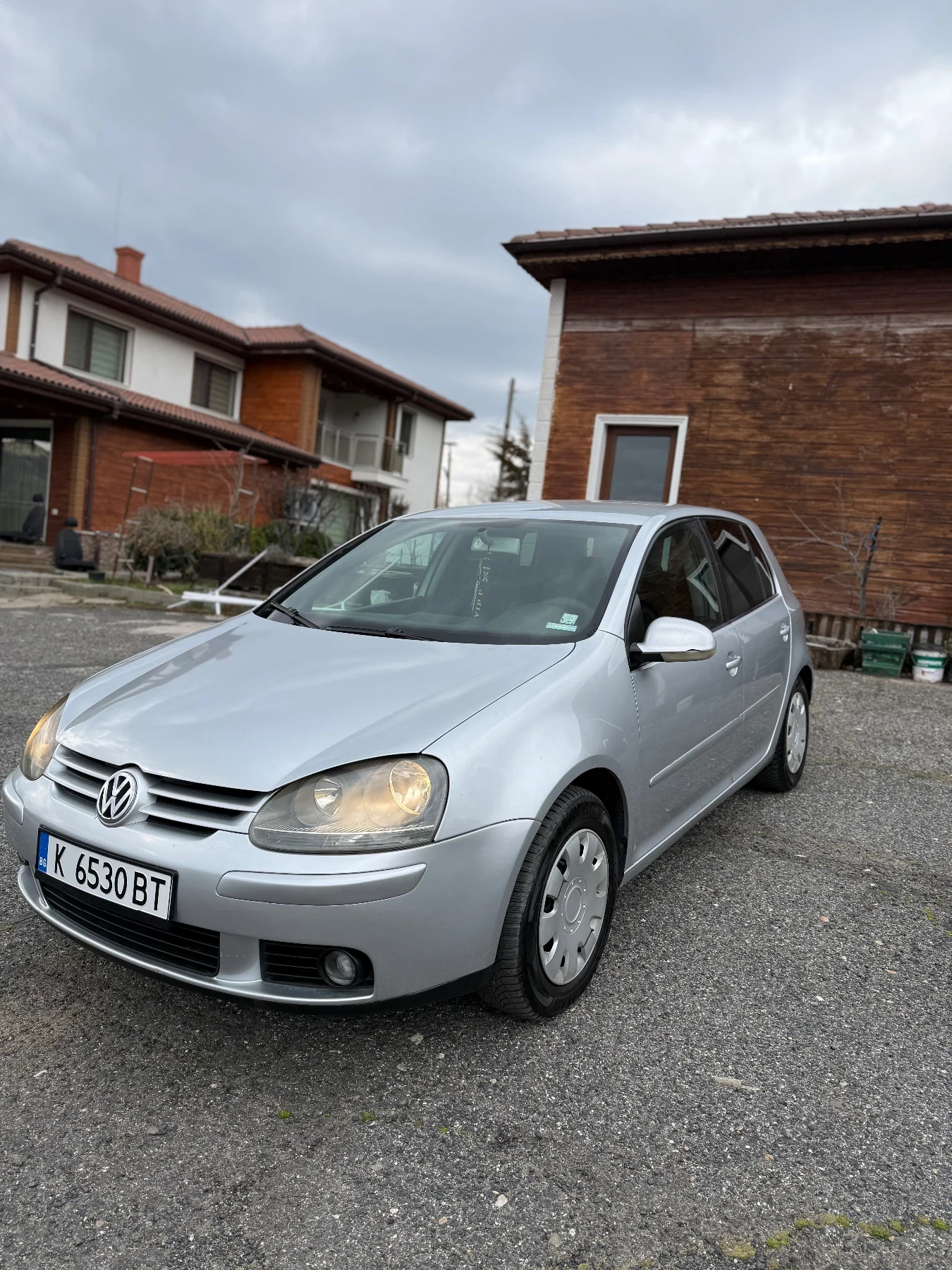 VW Golf 1.9 TDI / Климатроник / 6 скорости  | Auto.bg — изображение 1