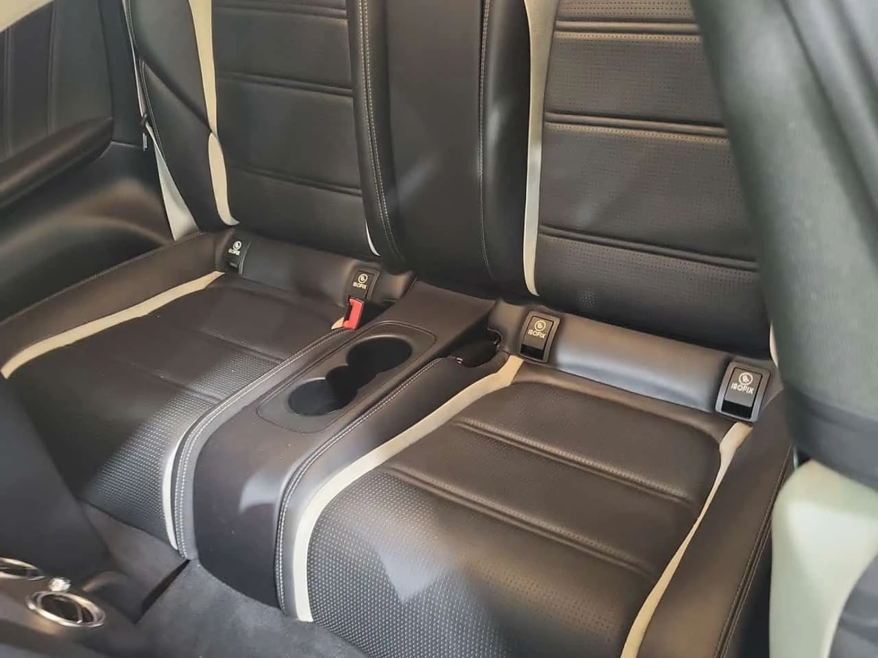 Mercedes-Benz C 63 AMG S  CARFAX | Mobile.bg � ����������� 10