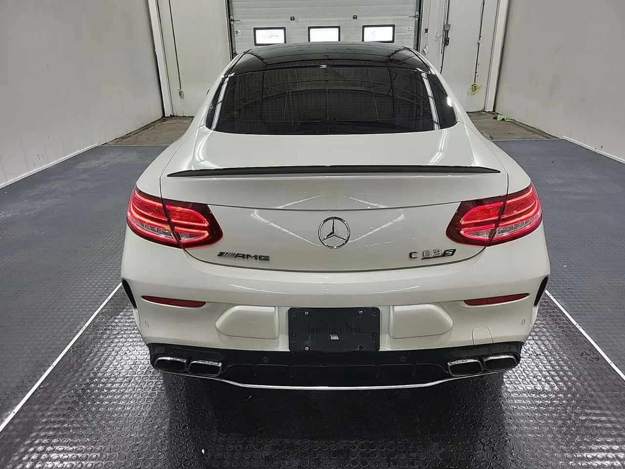 Mercedes-Benz C 63 AMG S  CARFAX | Mobile.bg � ����������� 5