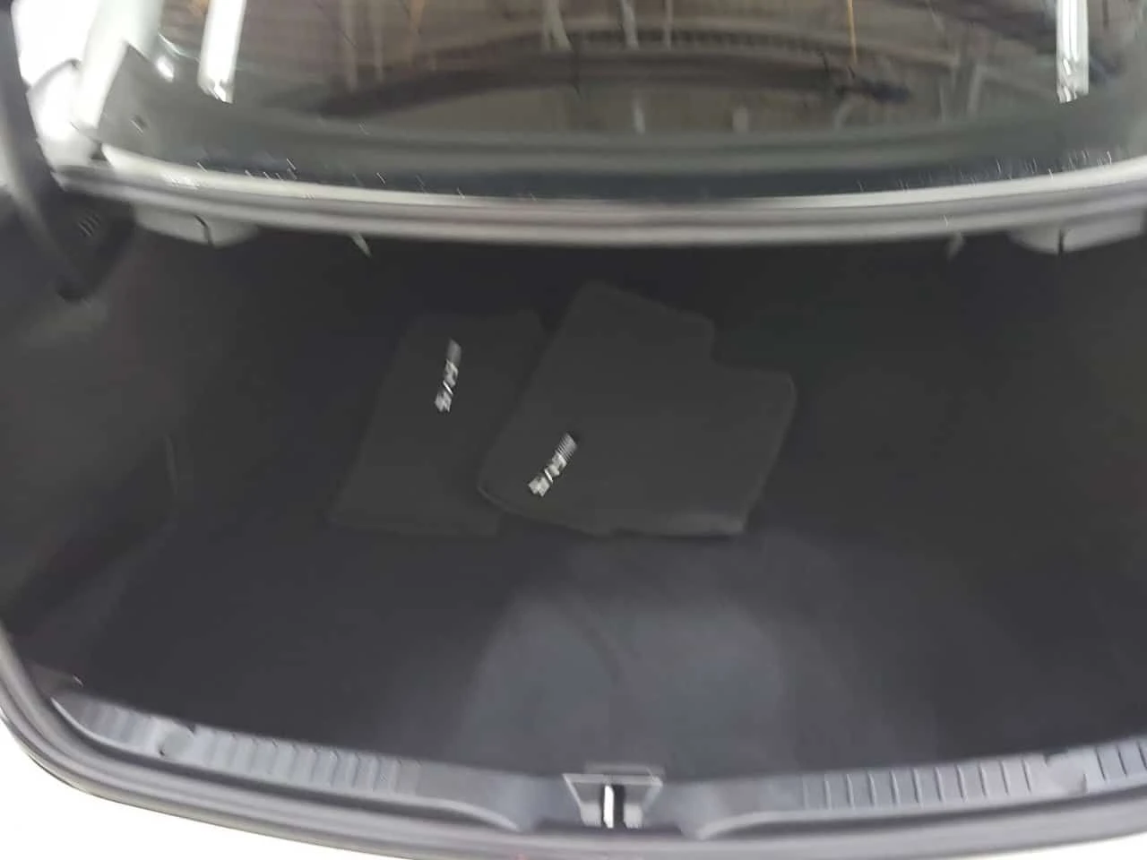 Mercedes-Benz C 63 AMG S  CARFAX | Mobile.bg � ����������� 12