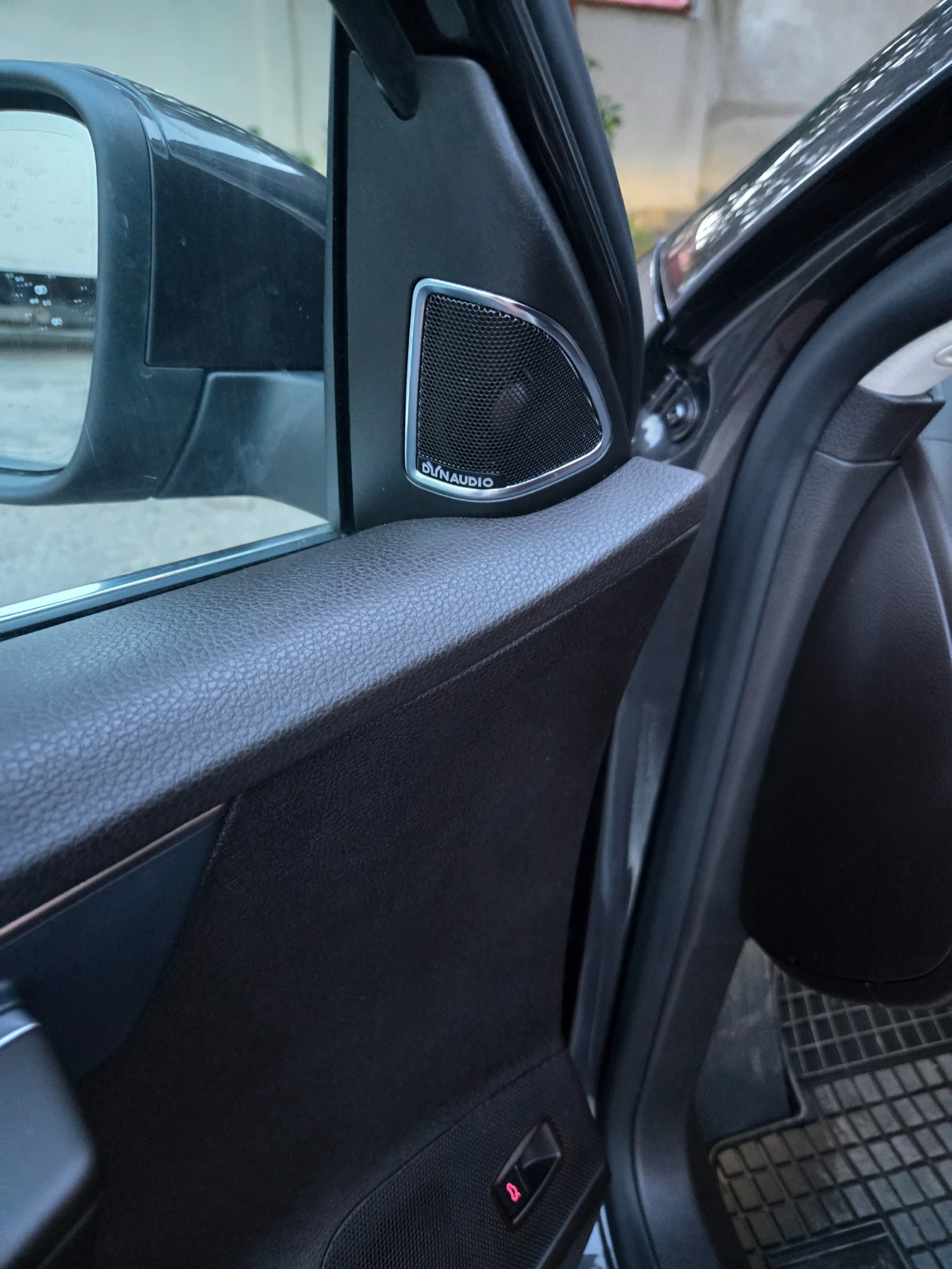 VW Passat R line Швейцария, снимка 16 - Автомобили и джипове - 55003765