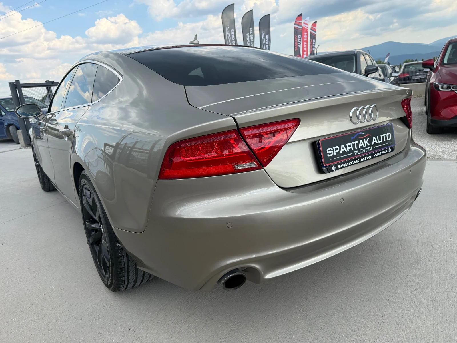 Audi A7 3.0T* 2014г* 124.000КМ* ТОП СЪСТОЯНИЕ* СЕРВИЗНА* , снимка 6 - Автомобили и джипове - 55077645