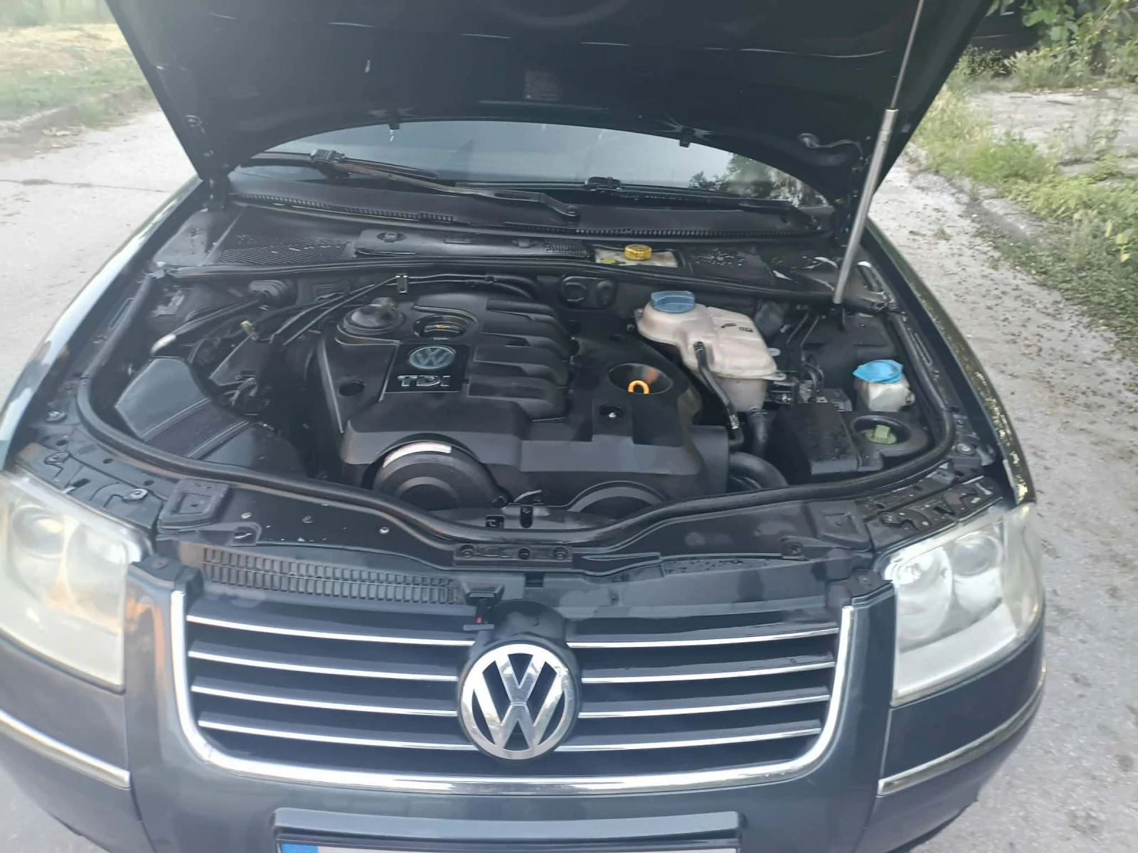 VW Passat, снимка 10 - Автомобили и джипове - 55077784