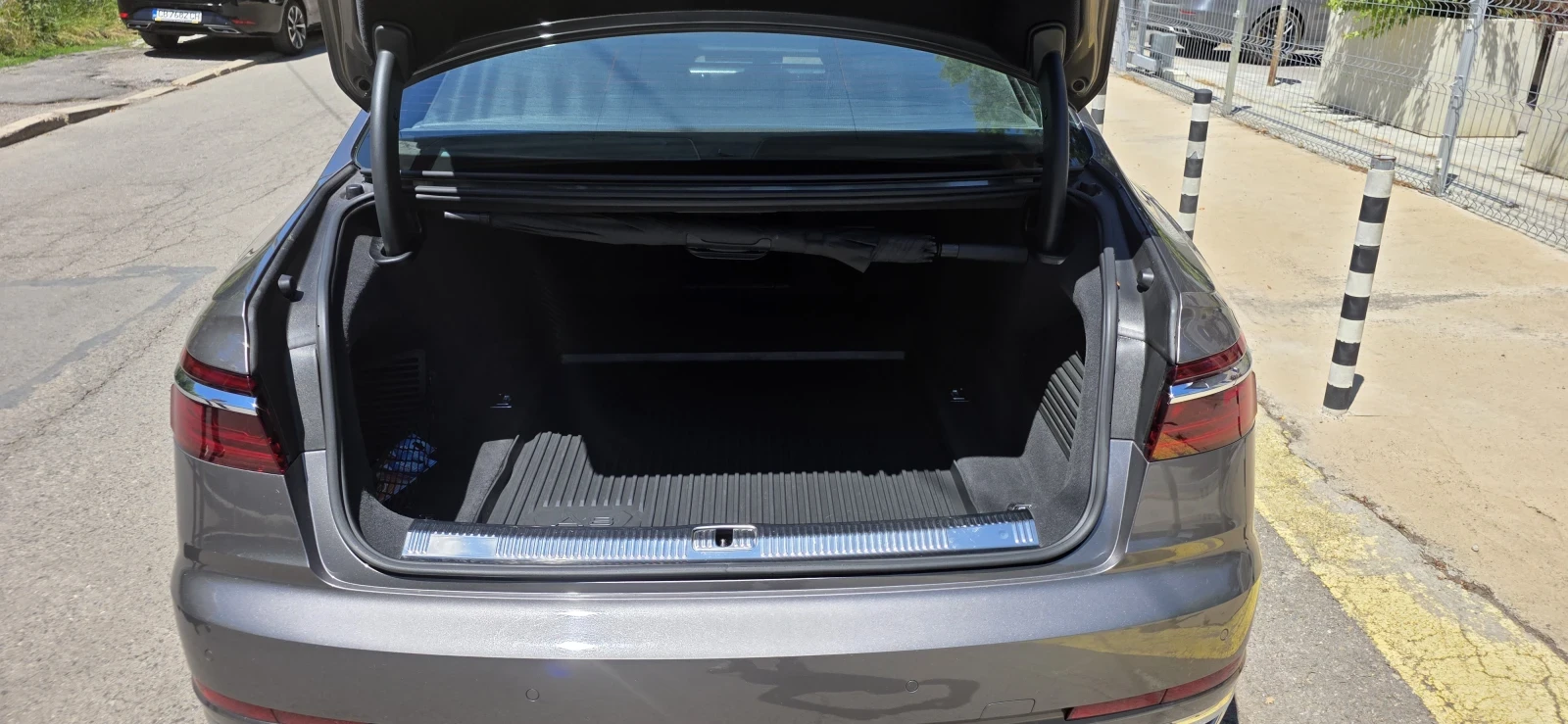 Audi A8 L 55 TFSI, снимка 7 - Автомобили и джипове - 55278347