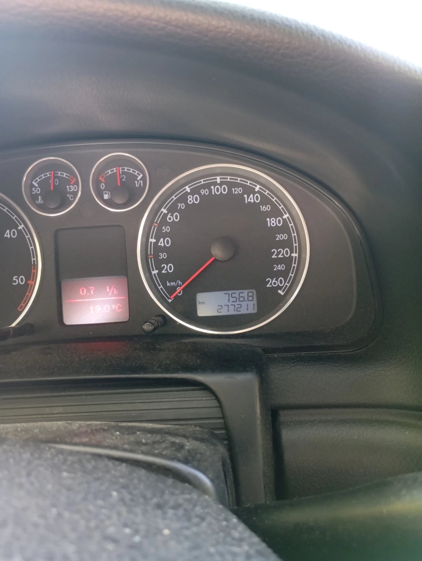 VW Passat 5, 5, снимка 4 - Автомобили и джипове - 55999548