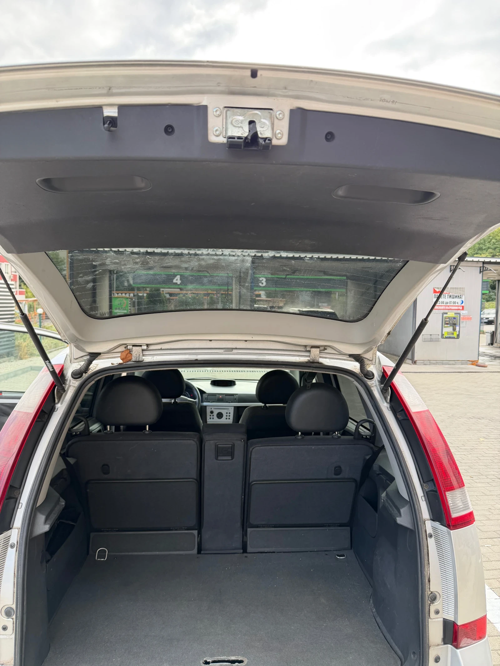 Opel Meriva, снимка 14 - Автомобили и джипове - 56209076