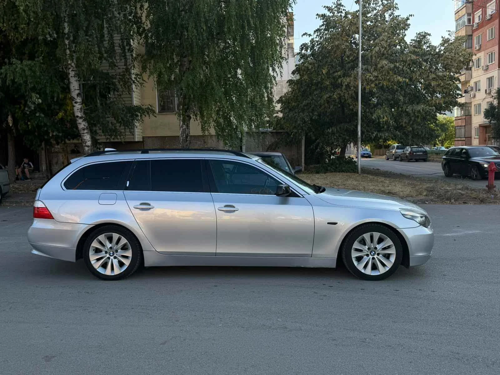 BMW 530 E61, снимка 2 - Автомобили и джипове - 56318113