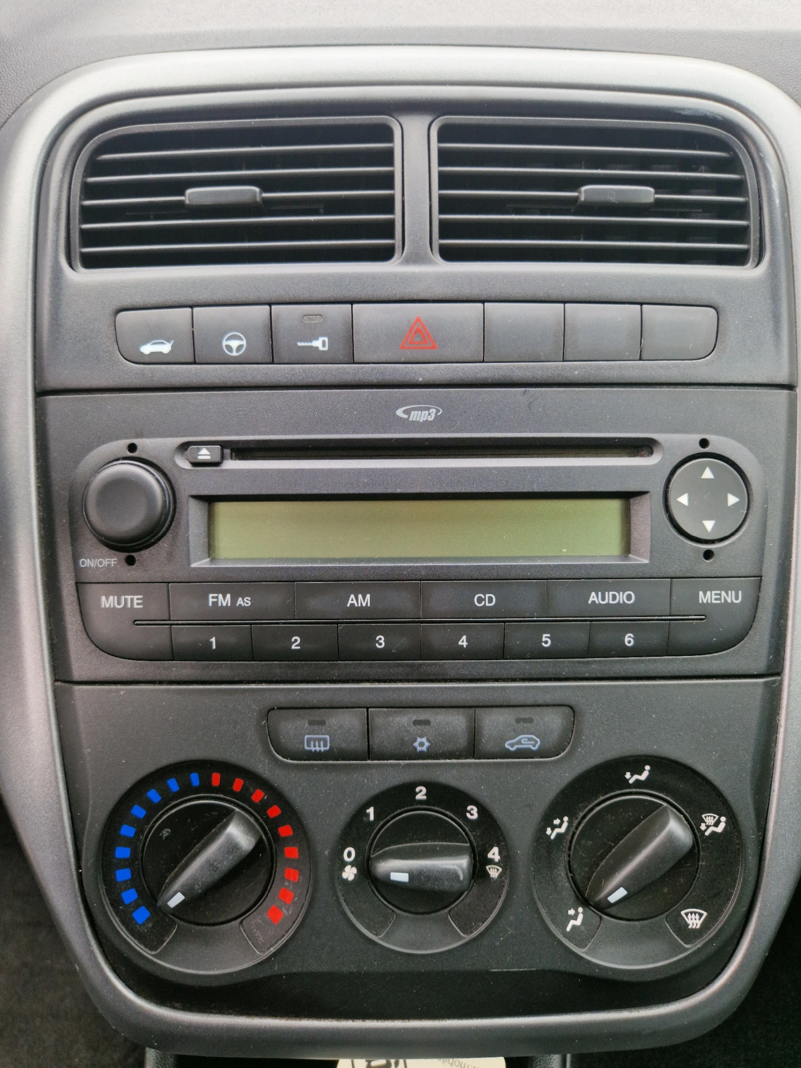 Fiat Punto 1.2i 117000��!!! | Mobile.bg � ����������� 11