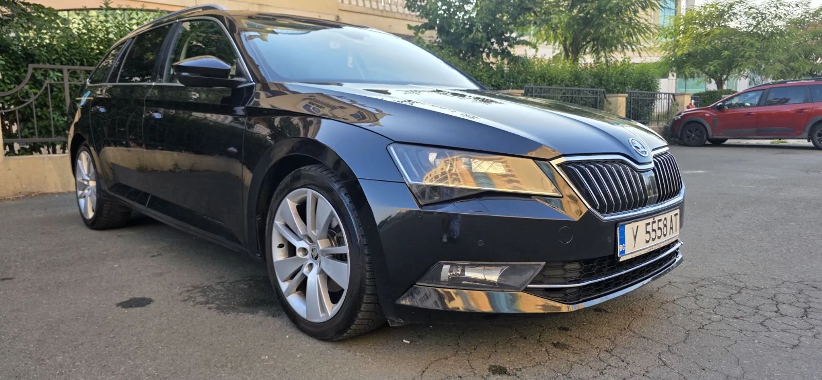 Skoda Superb, снимка 8 - Автомобили и джипове - 56643081