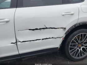 Porsche Cayenne E-Hybrid * CARFAX*  - 33000 € / 64542.39 лв. - 81229390 6