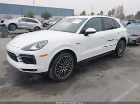 Porsche Cayenne E-Hybrid * CARFAX*  - 33000 € / 64542.39 лв. - 81229390 2