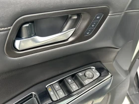 Nissan Pathfinder SL* 4x4* Camera* Bluetooth* Brake Ass* Lane Ass* S - 33600 € / 65715.89 лв. - 78337838 14