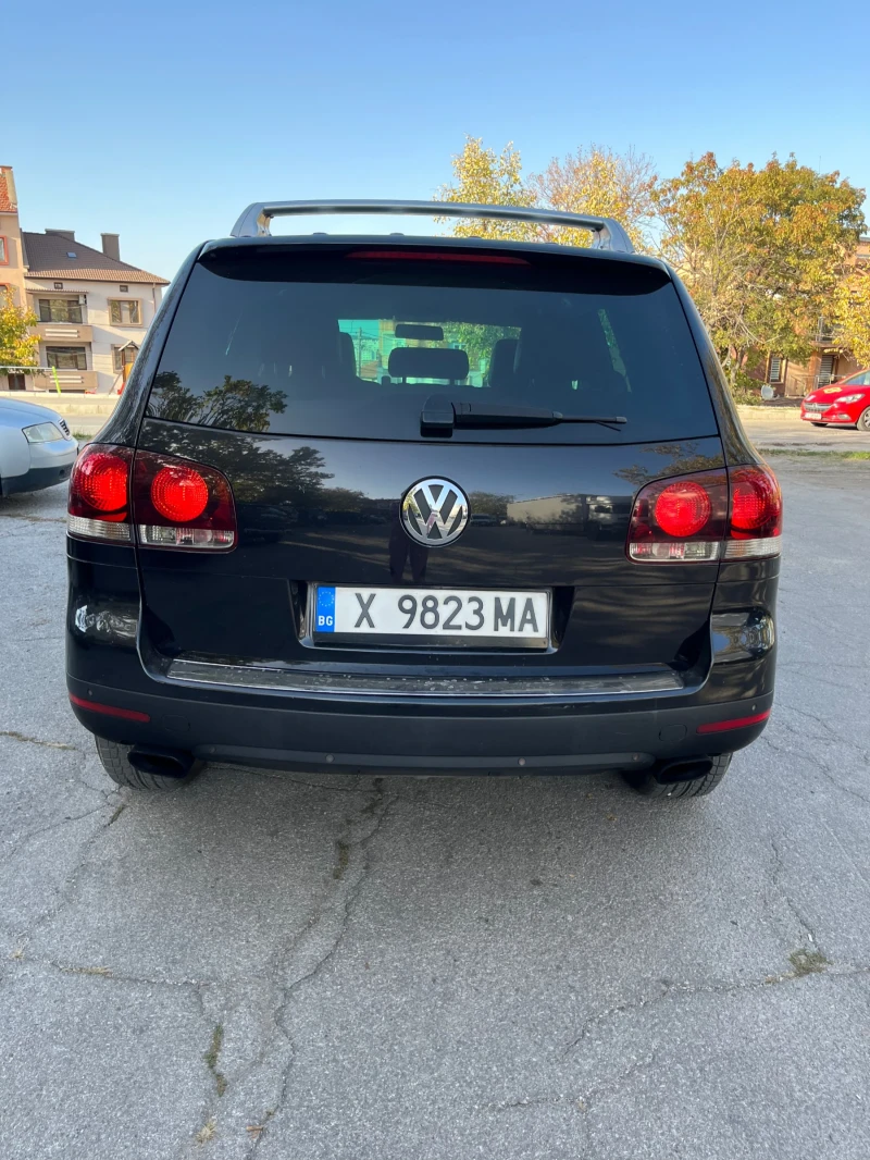 VW Touareg 3.0 V6 FACELIFT, снимка 12 - Автомобили и джипове - 48308157