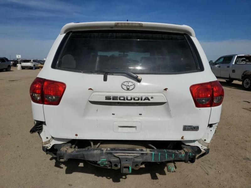 Toyota Sequoia, снимка 6 - Автомобили и джипове - 49359659