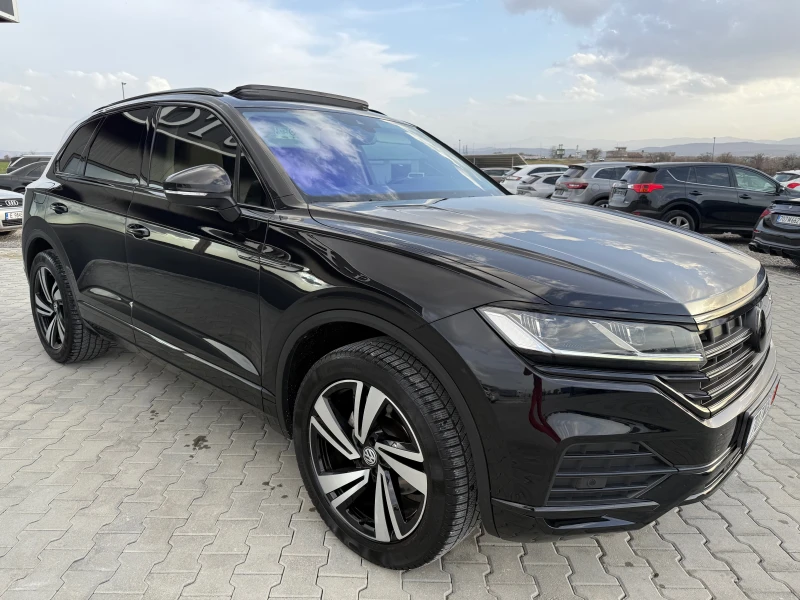 VW Touareg 3.0 TDI V6 286 ks Digital Premium!!! 4 Motion !!!, снимка 3 - Автомобили и джипове - 49484678