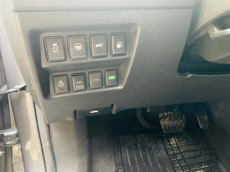 Nissan Rogue SL, снимка 9 - Автомобили и джипове - 52891613