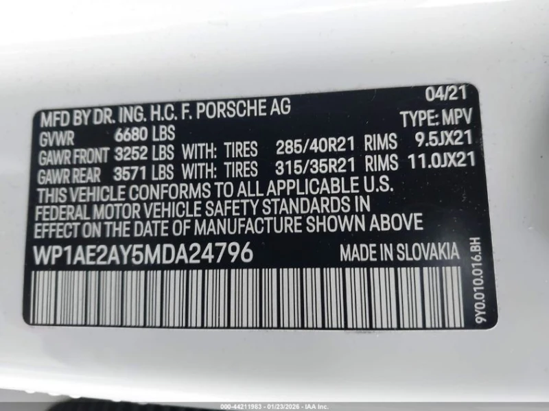 Porsche Cayenne E-Hybrid * CARFAX* , снимка 9 - Автомобили и джипове - 53387719