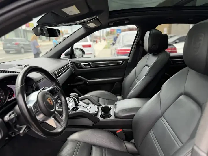 Porsche Cayenne S* PREMIUM* ОБДУХ* BOSE* LANE ASSIST* ПАНО* ВЪЗДУХ - изображение 8
