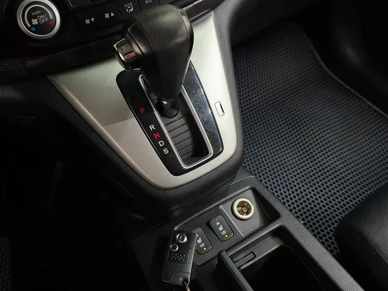 Honda Cr-v 2.4 4WD EX-L, снимка 9 - Автомобили и джипове - 55715664