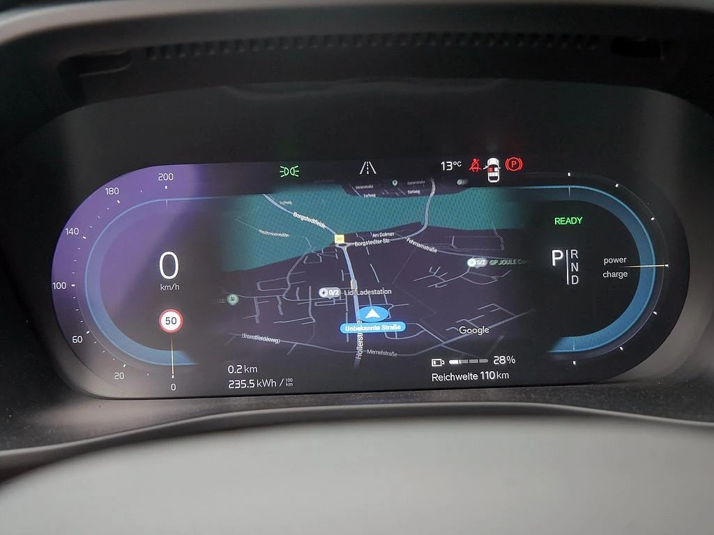 Volvo XC40 82kW* LED* CAM* DISTR* CARPLAY* 0 - изображение 9
