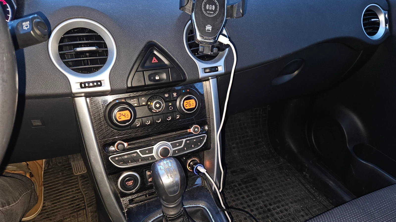 Renault Koleos 2.0, 4х4, 150к.с., снимка 15 - Автомобили и джипове - 54072432