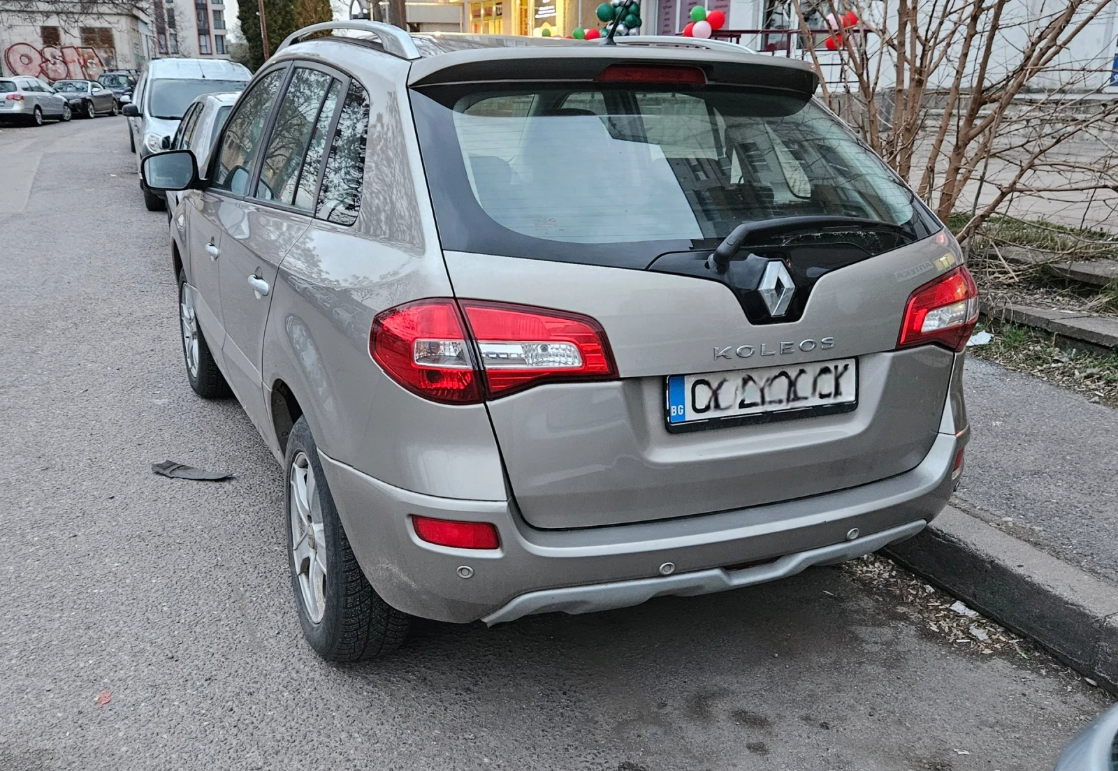 Renault Koleos 2.0, 4х4, 150к.с., снимка 6 - Автомобили и джипове - 54072432