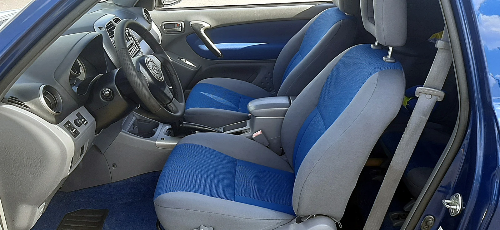 Toyota Rav4 1.8VVTi KLiMA, снимка 8 - Автомобили и джипове - 55089262