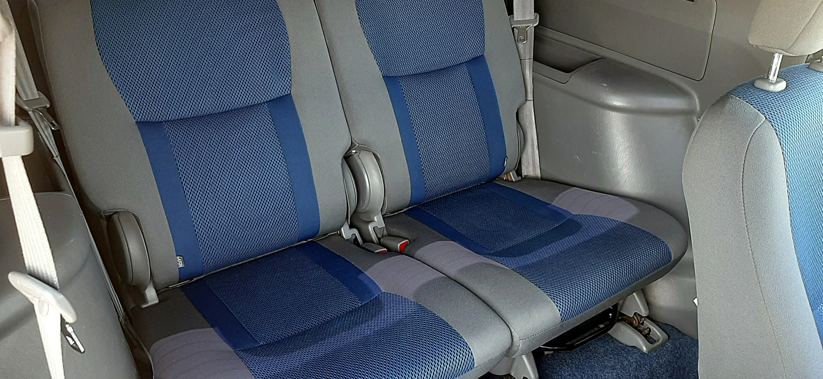 Toyota Rav4 1.8VVTi KLiMA, снимка 12 - Автомобили и джипове - 55089262