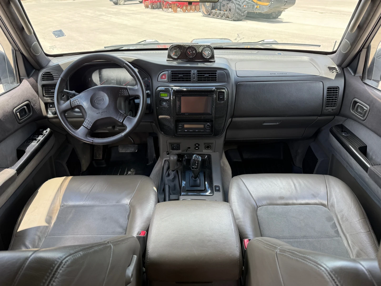 Nissan Patrol Y61, снимка 11 - Автомобили и джипове - 55427982