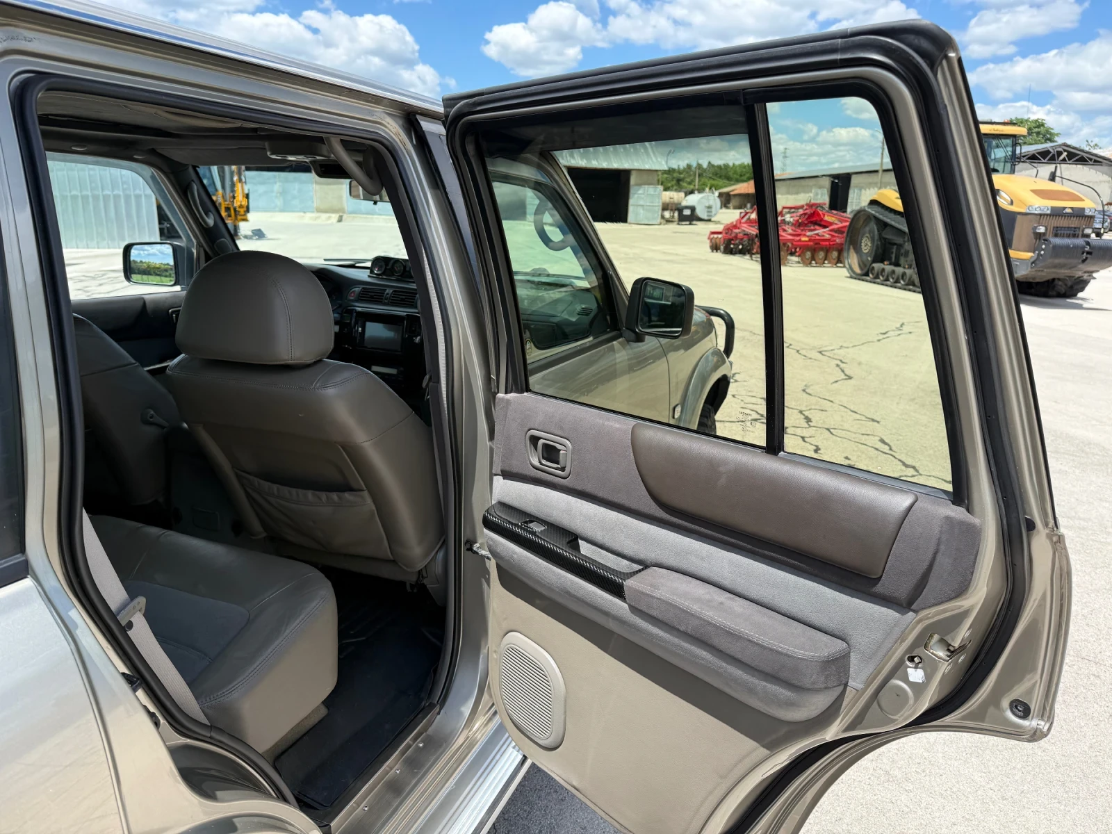 Nissan Patrol Y61, снимка 8 - Автомобили и джипове - 55427982