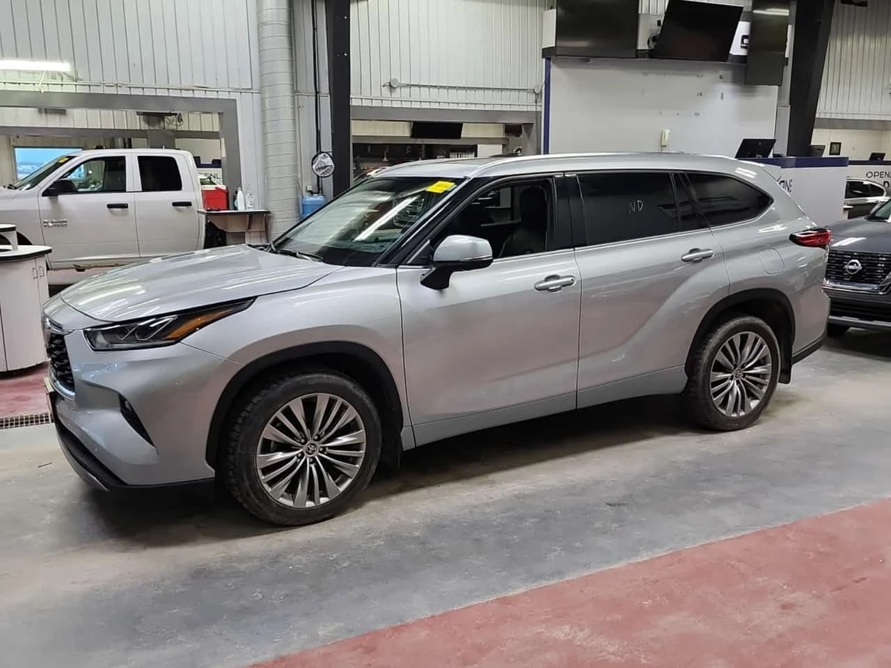 Toyota Highlander * PLATINUM * CARFAX * БЕЗ ПЪРВОНАЧАЛНА ВНОСКА