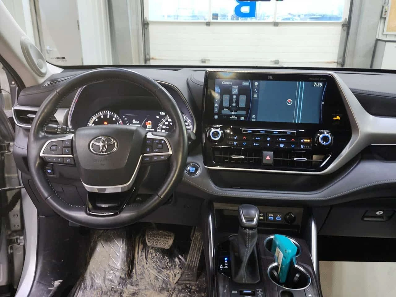 Toyota Highlander * PLATINUM * CARFAX * БЕЗ ПЪРВОНАЧАЛНА ВНОСКА, снимка 10 - Автомобили и джипове - 55444100
