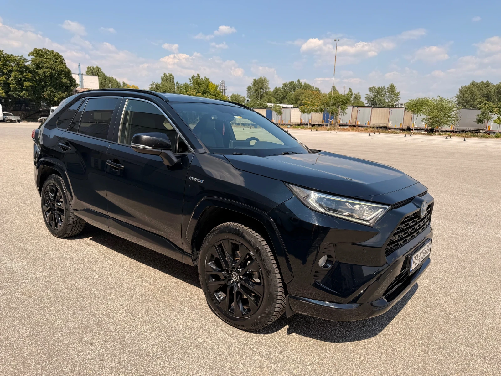 Toyota Rav4 BLACK EDITION HYBRID , снимка 4 - Автомобили и джипове - 55578610
