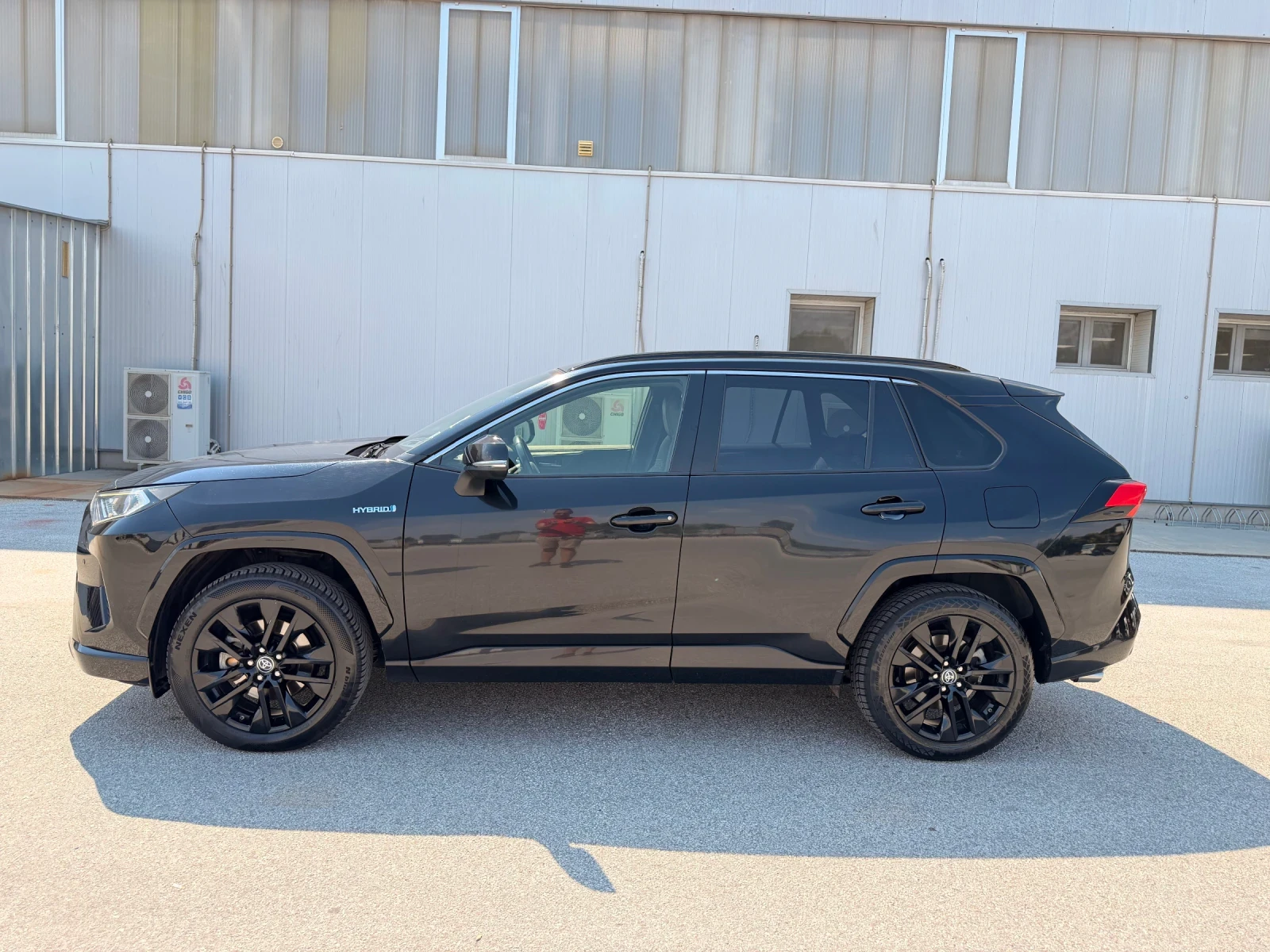 Toyota Rav4 BLACK EDITION HYBRID , снимка 2 - Автомобили и джипове - 55578610