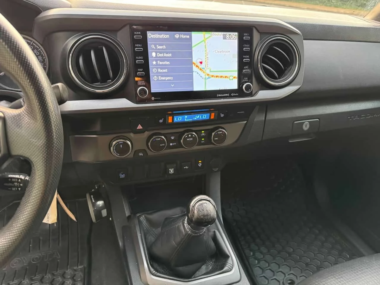 Toyota Tacoma * 4x4 Double Cab SB* АВТОКРЕДИТ БЕЗ ПЪРВОНАЧАЛНА* , снимка 8 - Автомобили и джипове - 55786044
