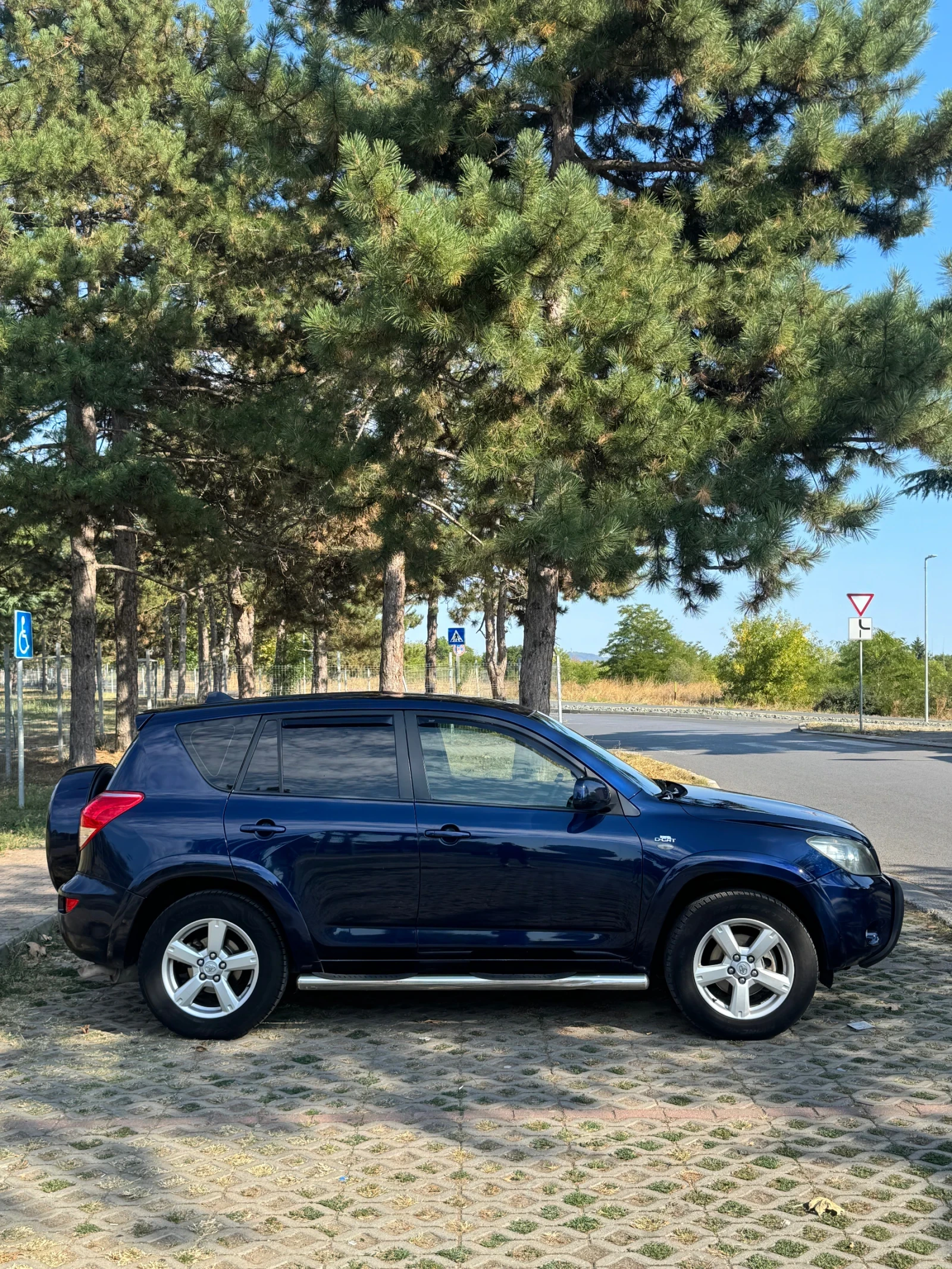 Toyota Rav4 D-CAT, снимка 4 - Автомобили и джипове - 56240018