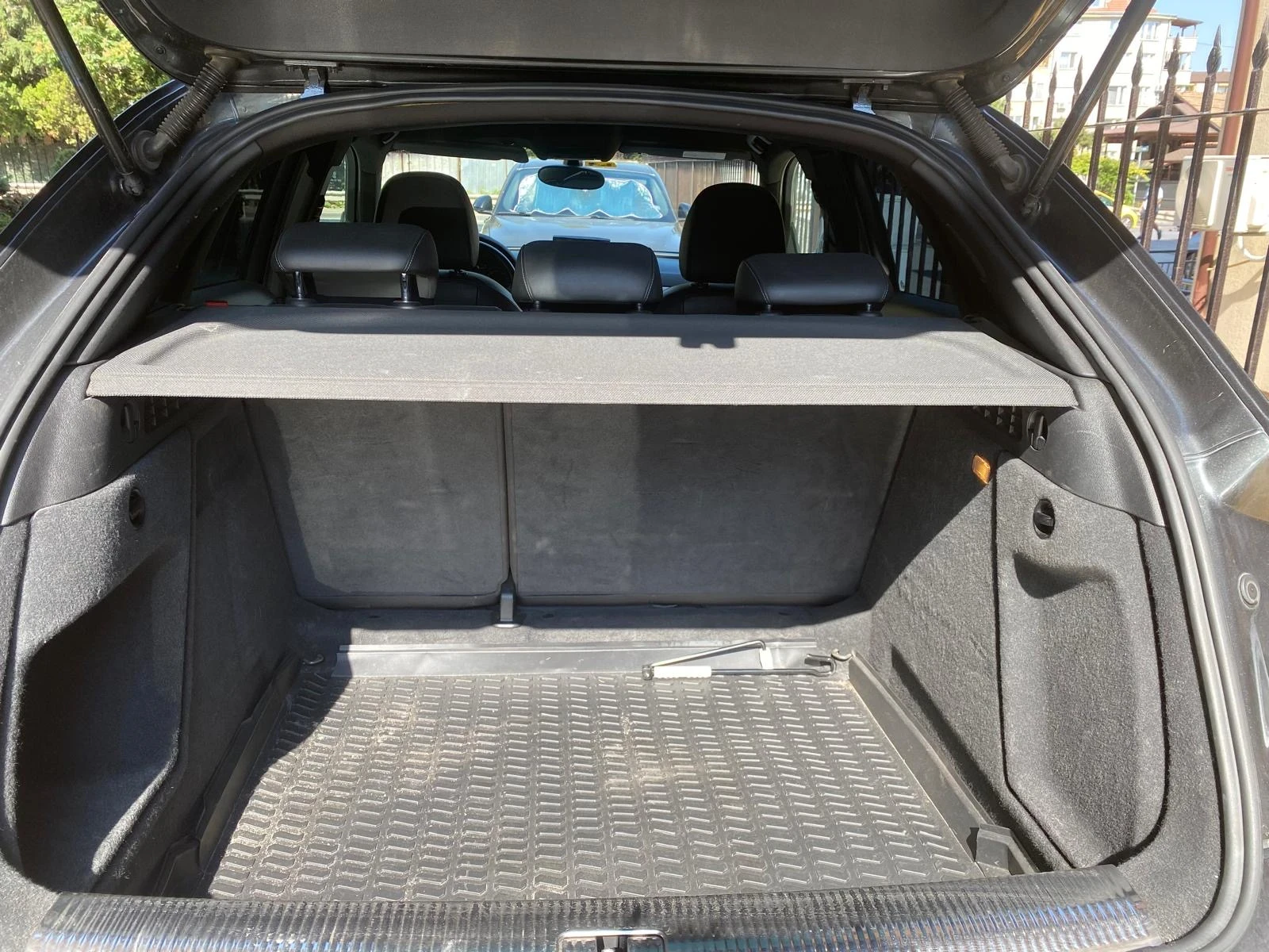Audi Q3 2.0 TDI QUATTRO S-LINE, снимка 6 - Автомобили и джипове - 55995602