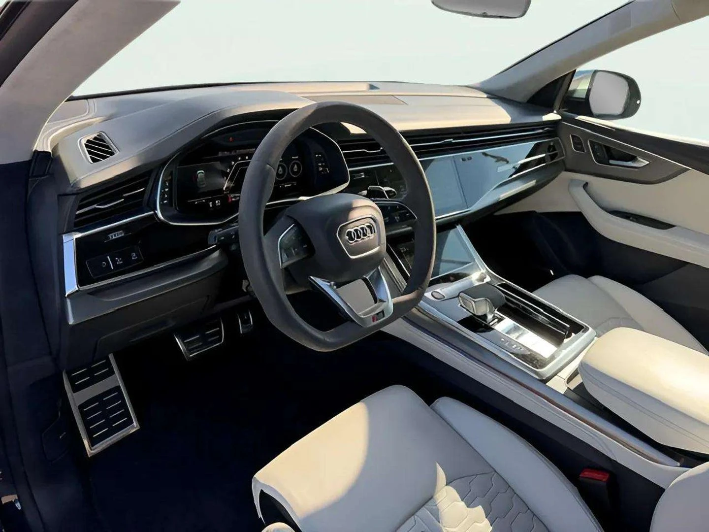 Audi RSQ8, снимка 7 - Автомобили и джипове - 56420948