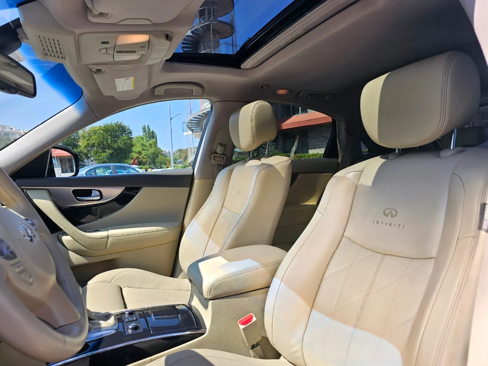 Infiniti Fx 30 FX30 S, снимка 11 - Автомобили и джипове - 56632320