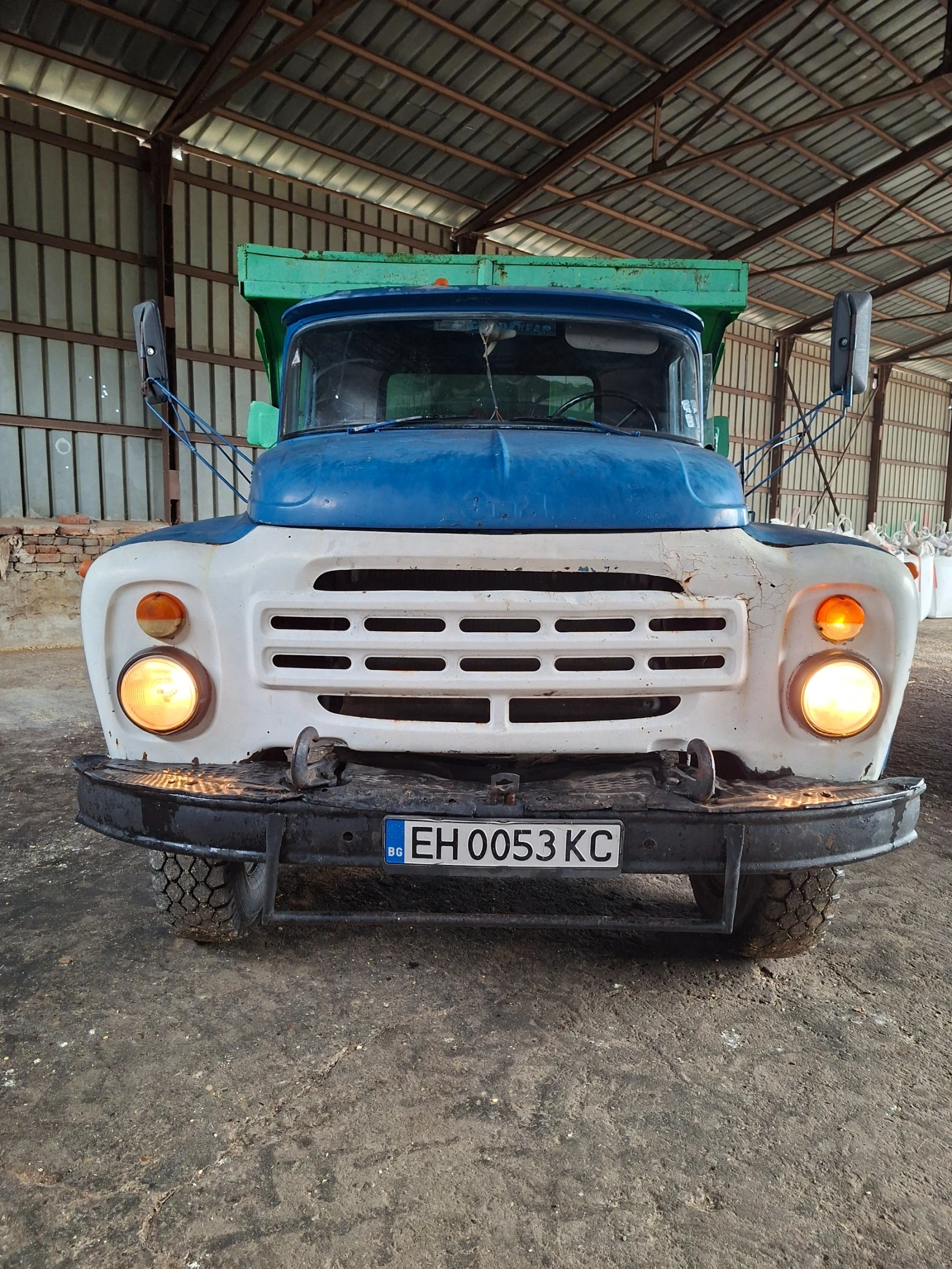 Zil 555 ПЕРФЕКТЕН БАРТЕР, снимка 4 - Камиони - 56545339