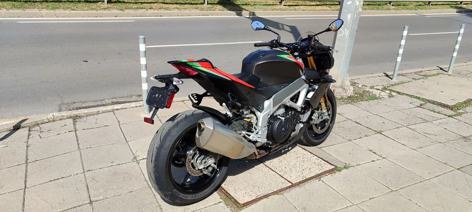 Aprilia Tuono V4 FACTORY - изображение 6