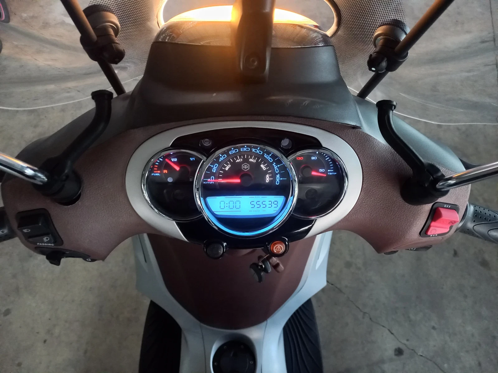 Piaggio Beverly 350 ABS - изображение 8