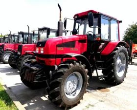 Трактор Беларус 1221.3, снимка 1