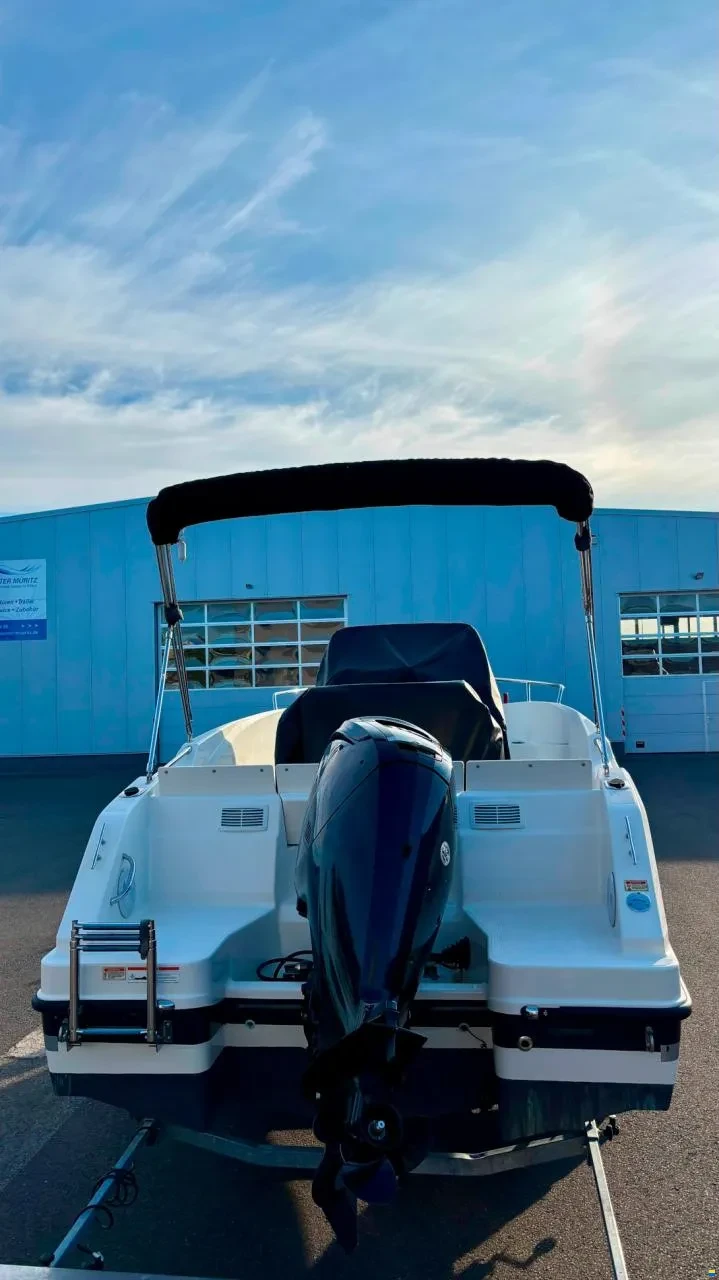 Лодка Quicksilver 555 Active Open, снимка 7 - Воден транспорт - 56745001