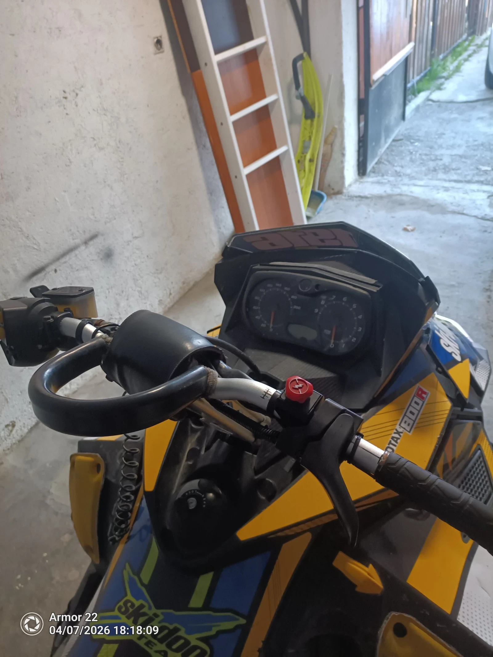 Джет Bombardier Sea Doo, снимка 8 - Воден транспорт - 54160444