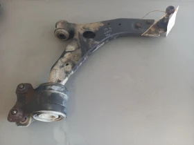 Носач преден десен Форд Фокус 1.6тдци (н)